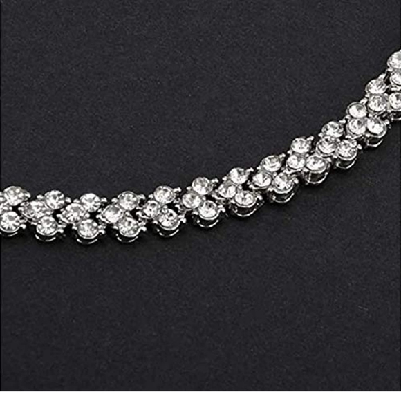 Beautiful Rhinestone Chain Bracelets - Picture 5 of 11